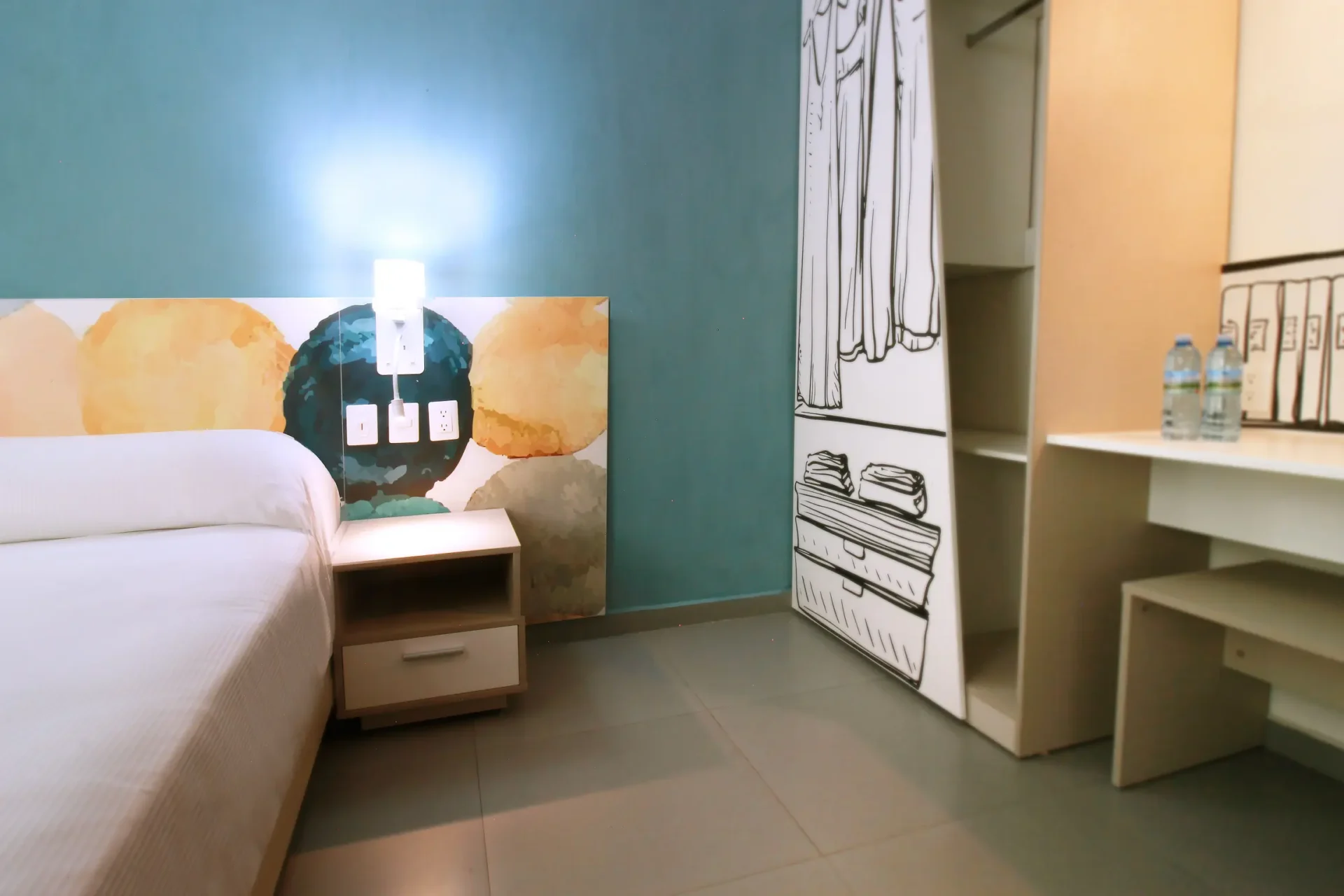 Standard room with double bed